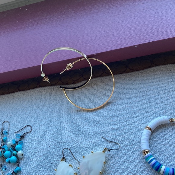 36 pairs of earrings Many need to be polished. Think hoops are Kendra Scott - Picture 7 of 7